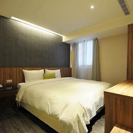 欣欣時尚旅店松山站 Hotel Taipei Exterior photo