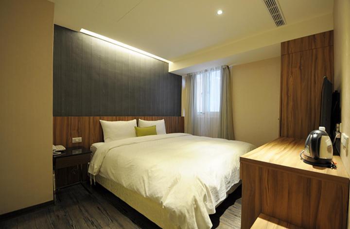 欣欣時尚旅店松山站 Hotel Taipei Exterior photo